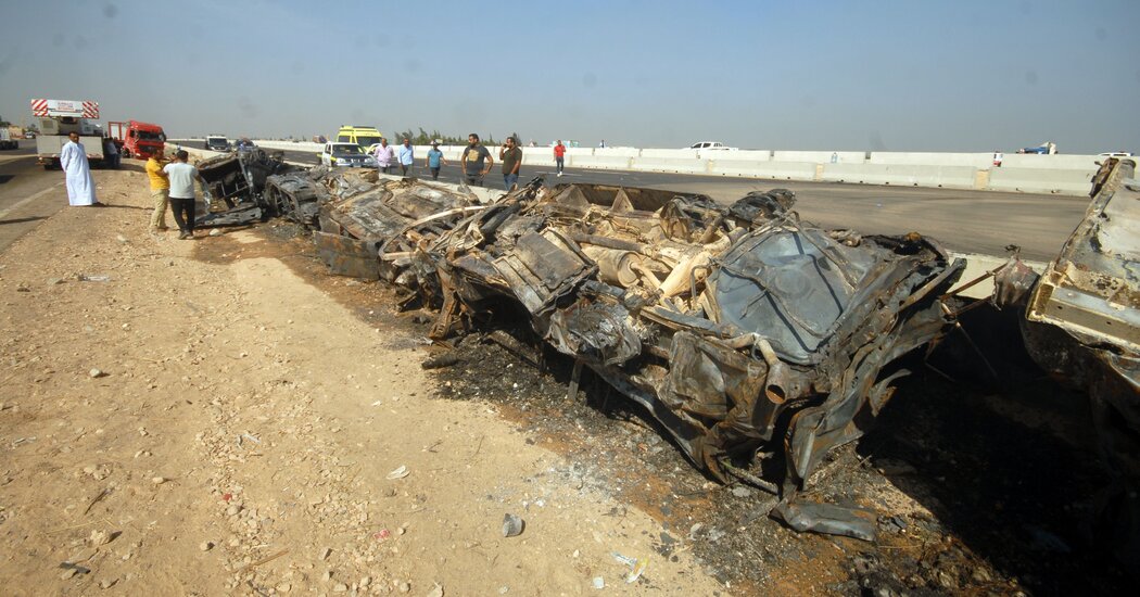 At Least 32 Killed in Vehicle Collision in Egypt