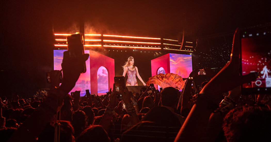 Taylor Swift Brings Her Eras Tour to Argentina, Shaking El Monumental
