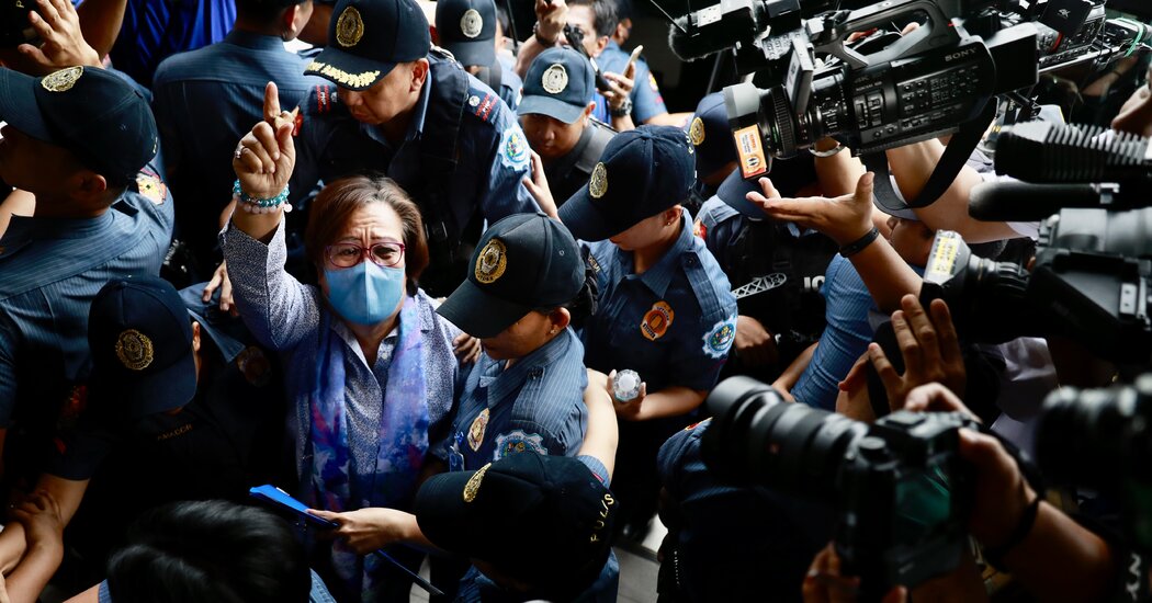 Leila de Lima, Duterte Critic, Is Released on Bail in the Philippines