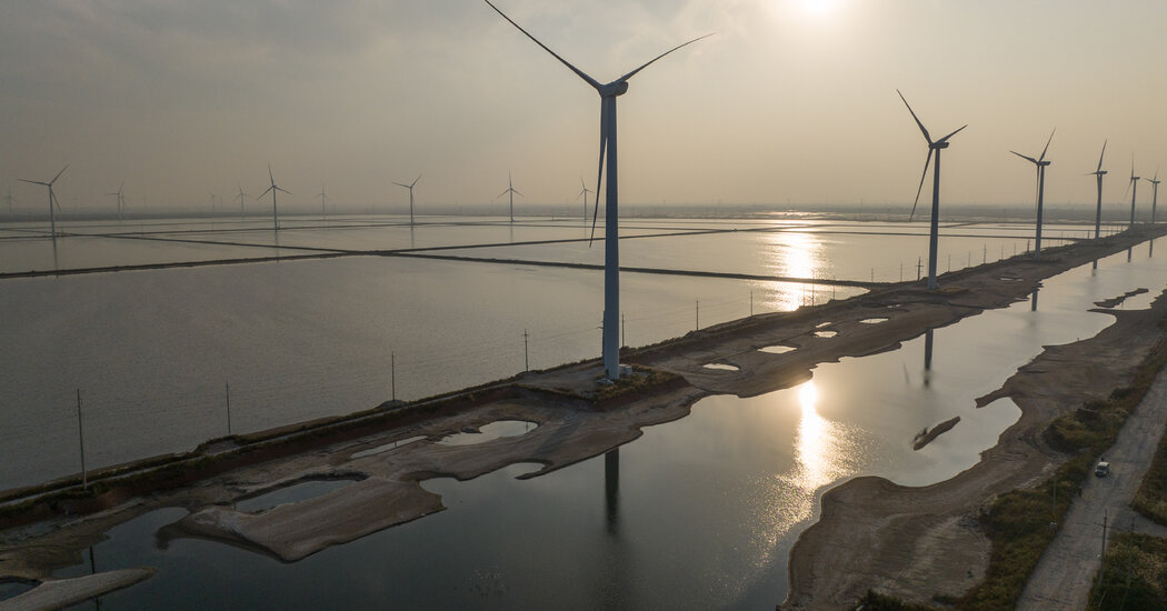 U.S. and China Agree to Displace Fossil Fuels by Ramping Up Renewables