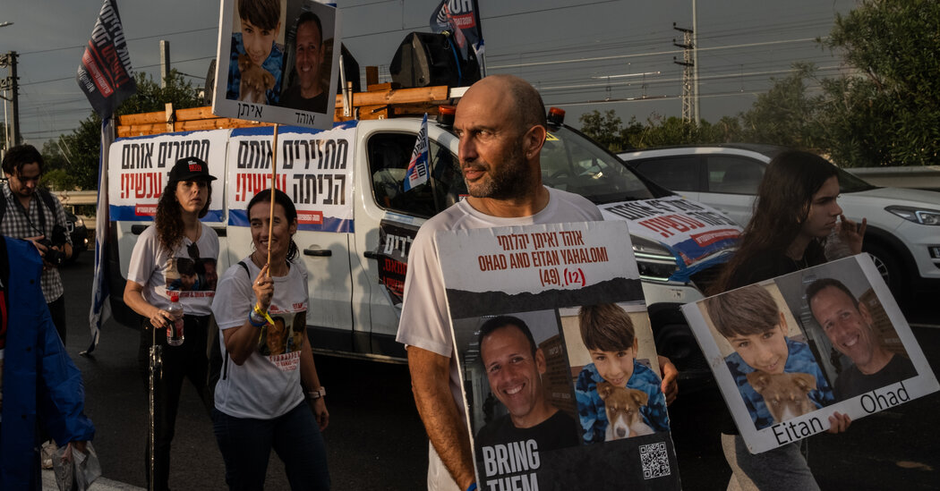 Families of Hostages Start a March From Tel Aviv to Jerusalem