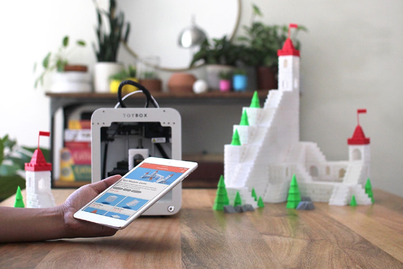 Toybox kid-friendly 3D printer cranks out tons of toys