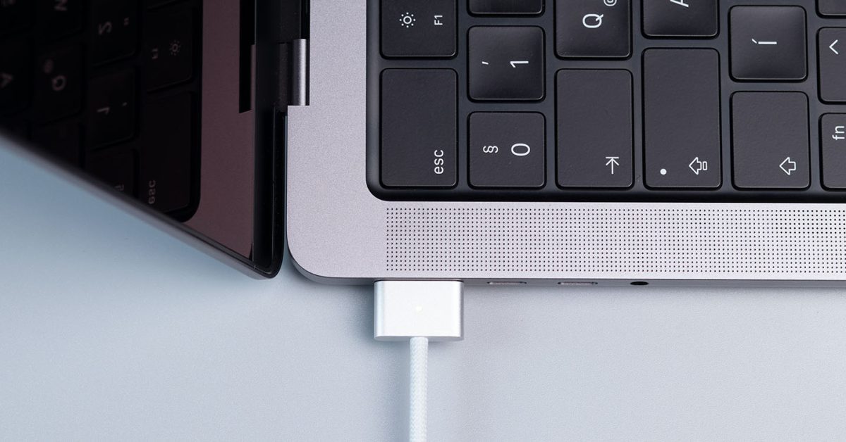 Macs can now detect liquids in USB-C ports