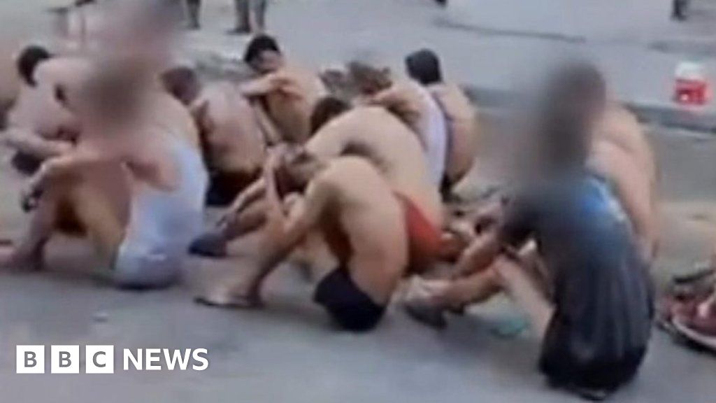 Gaza: Video appears to show Palestinian men stripped and detained by IDF