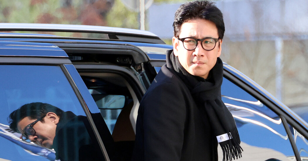 ‘Parasite’ Actor Lee Sun-kyun Dies Amid Drug Use Allegations