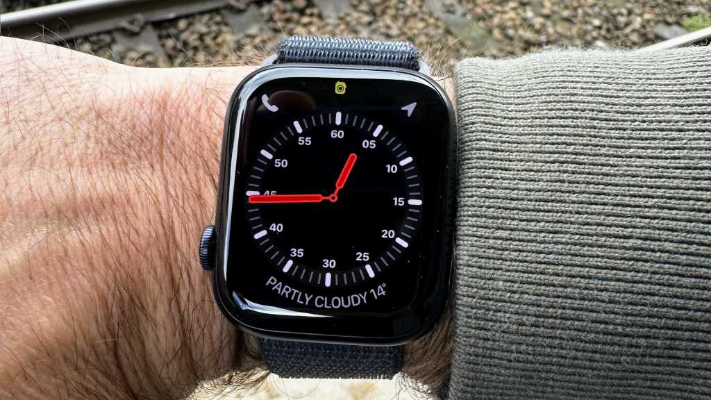 Apple Watch Series 9 review - analogue face