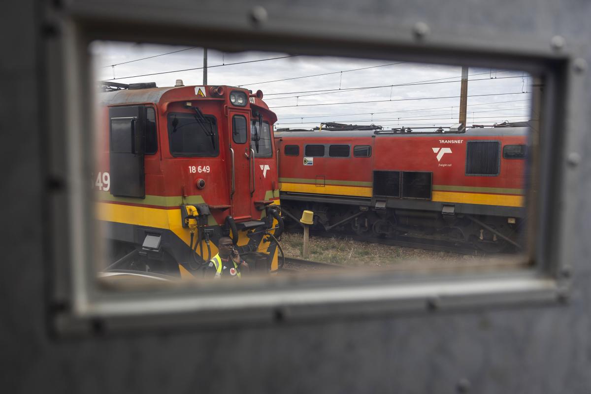 Transnet Halts Plan to Allow Private Companies to Operate Key Rail Line